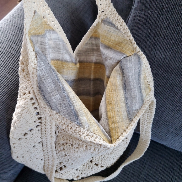 Heart4kids Floral Pattern Shoulder Bag - Picture 8 of 9